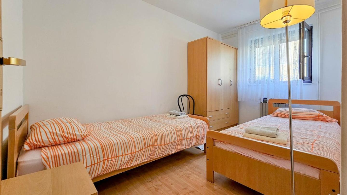 Maja One Apartman Novigrad Istria Kültér fotó